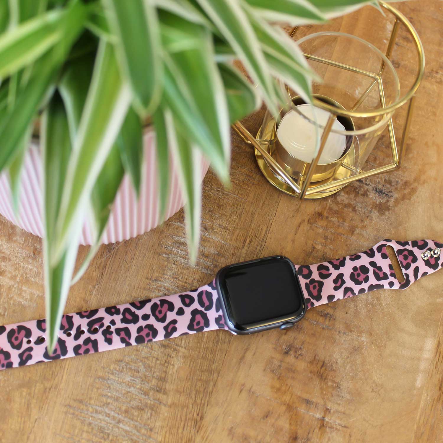 Correa deportiva estampada para el Apple Watch - pantera rosa claro