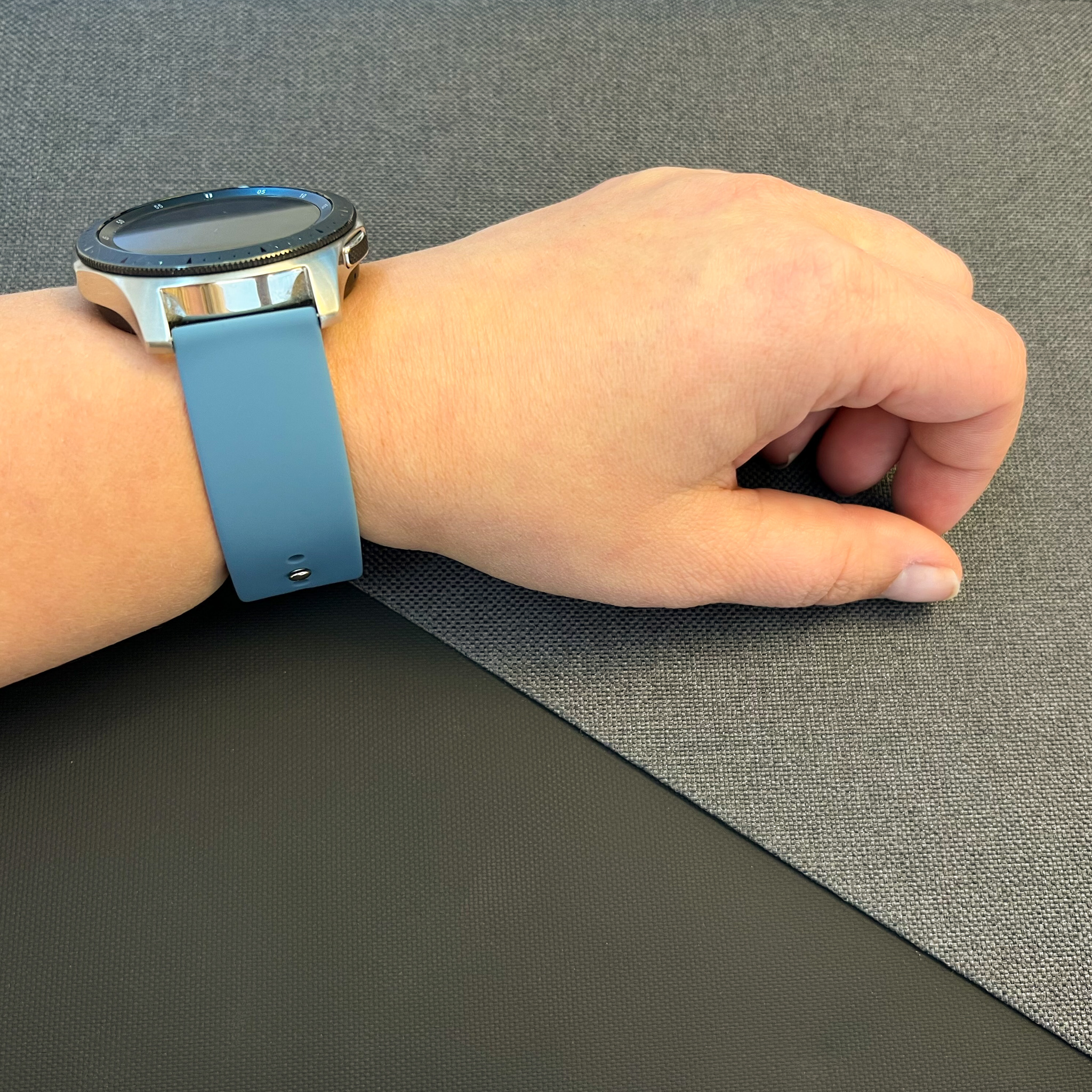 Correa deportiva de silicona para el Samsung Galaxy Watch - pizarra
