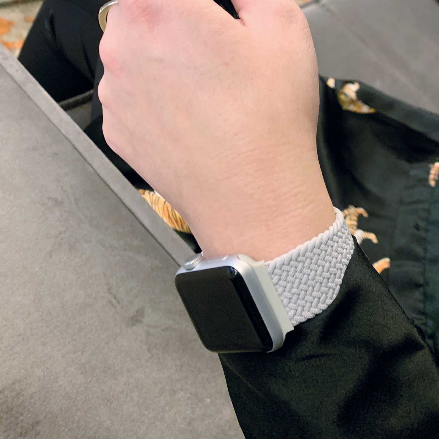 Correa solo loop trenzada de nailon para el Apple Watch - gris claro
