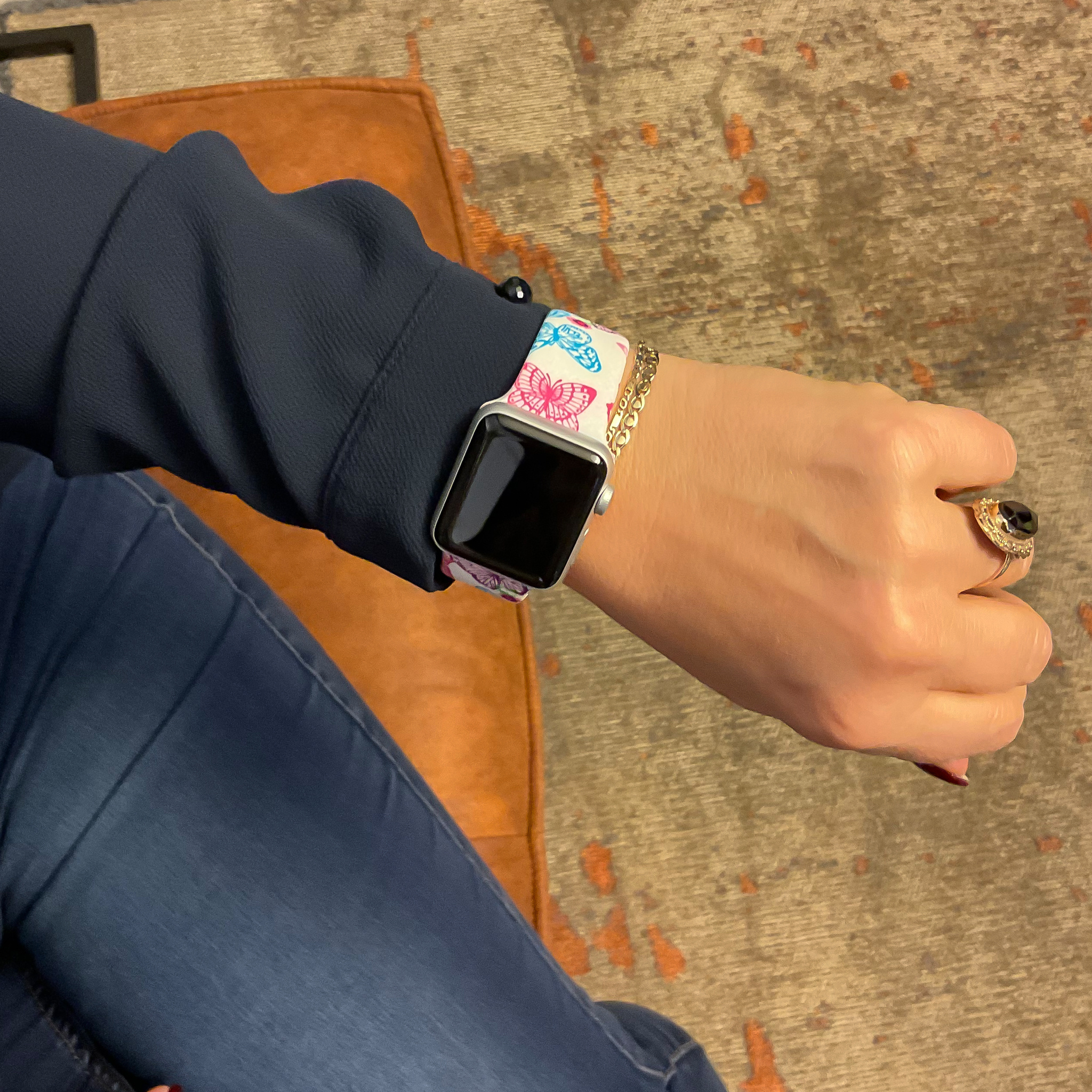Correa deportiva estampada para el Apple Watch - rosa mariposa