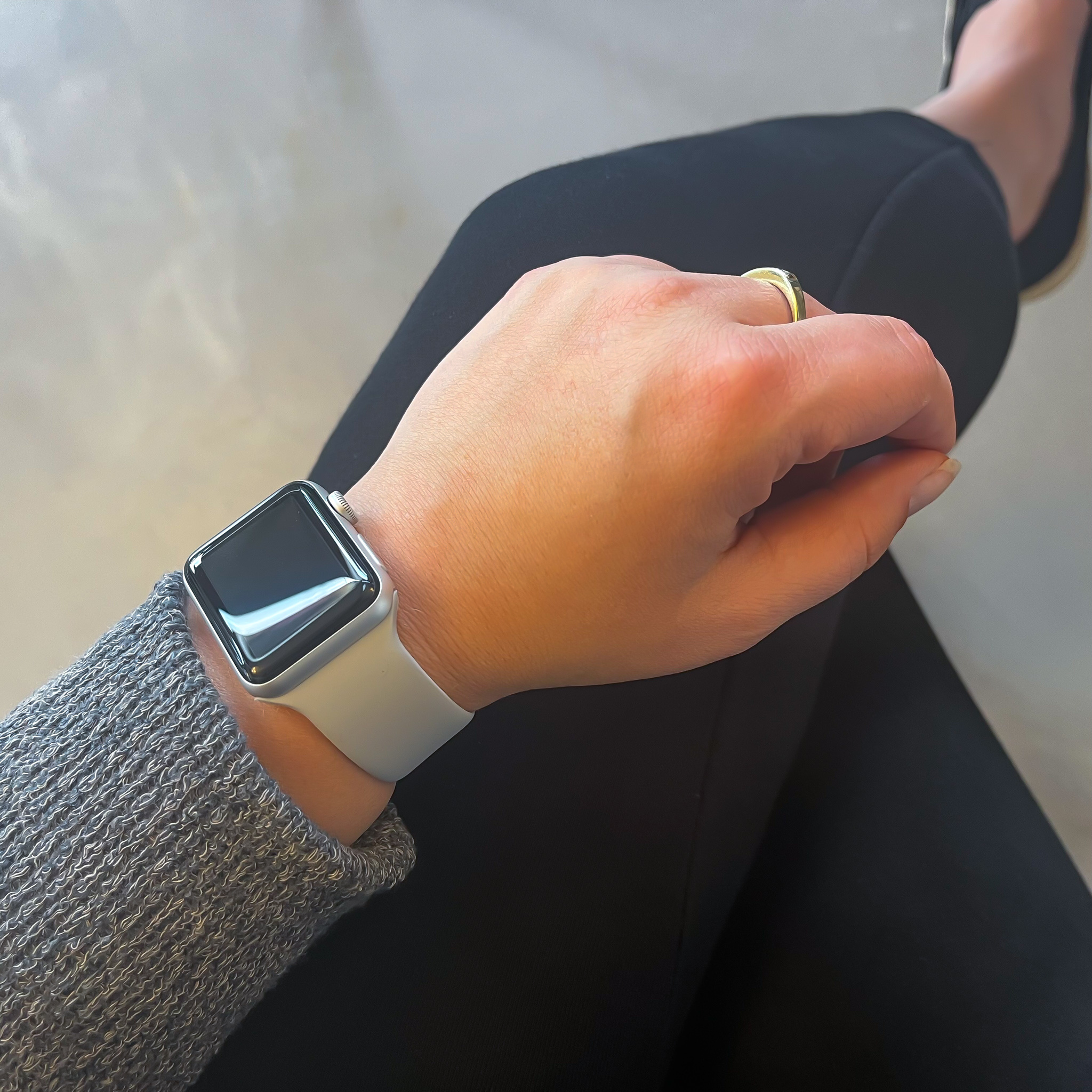 Correa deportiva solo loop para el Apple Watch - gris