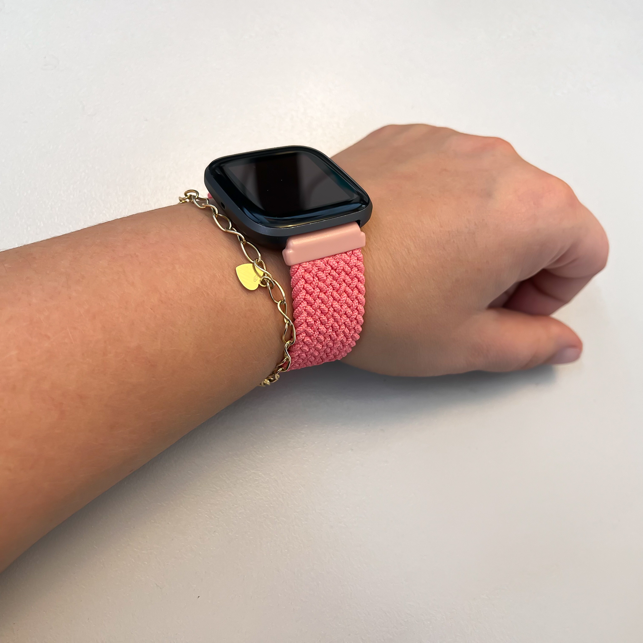 Correa solo loop trenzada de nailon para el Fitbit Versa - rosa